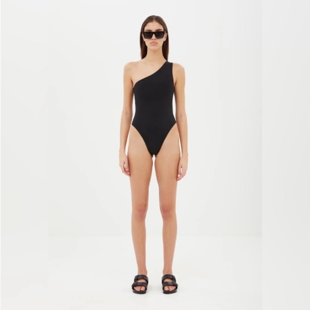Aexae NWT One Shoulder One-Piece Bathing Suit Minimalist Vacation Classic Cheeky